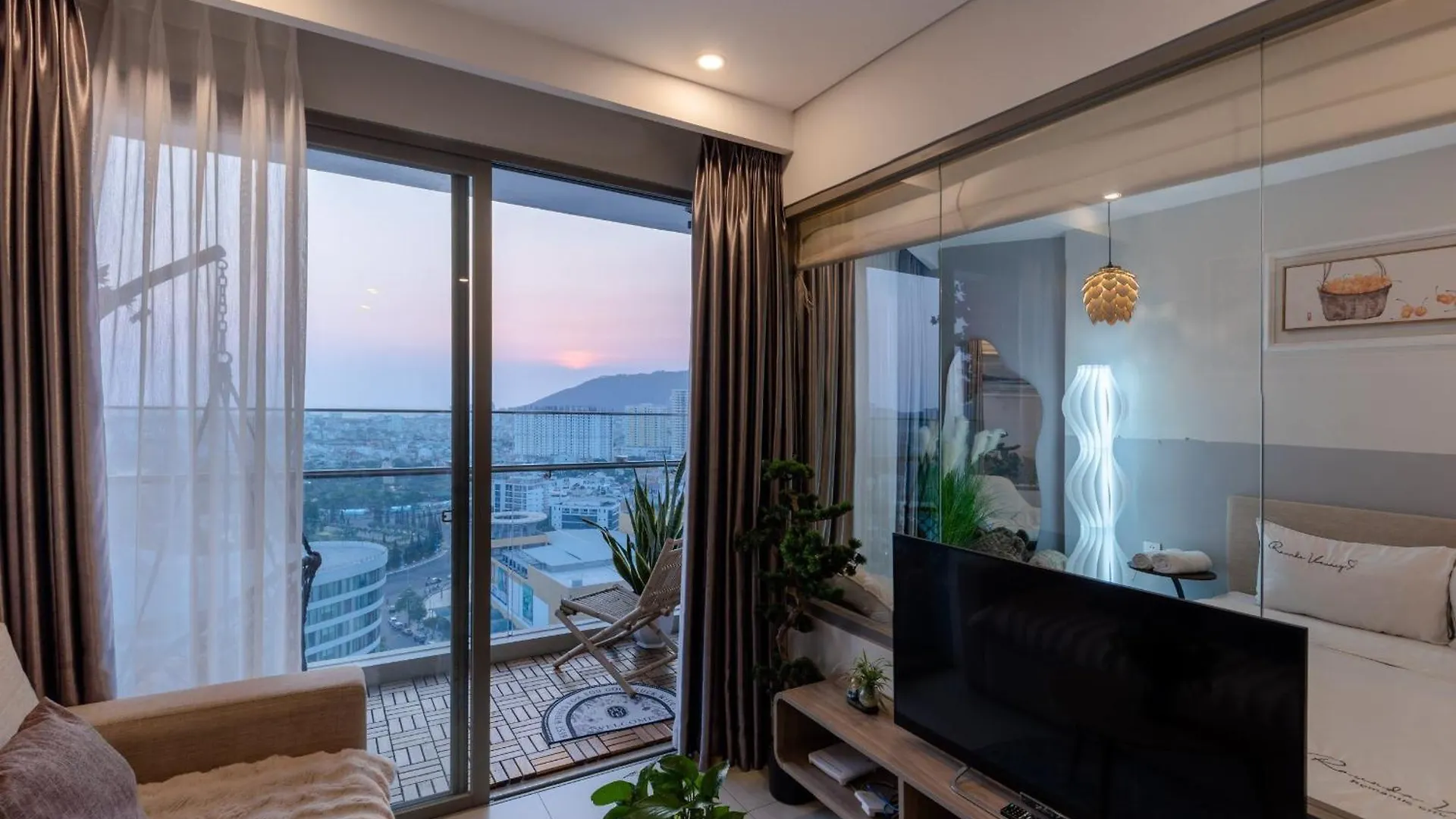 Dyno Homestay - The Song Apartment Vung Tau Vietnam